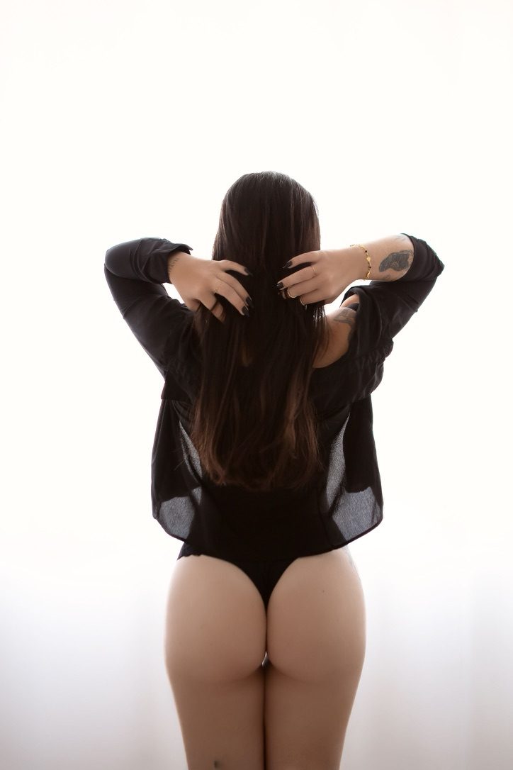 Ensaio sensual no Estúdio Lia, Mogi das Cruzes