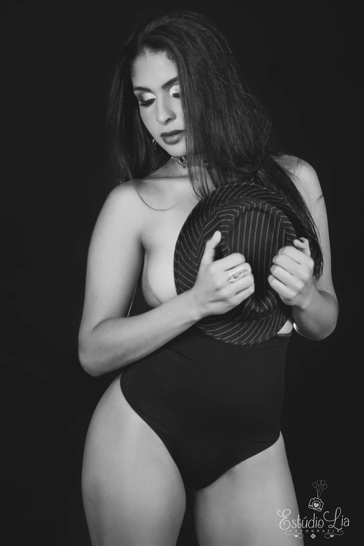 Ensaio sensual no Estúdio Lia, Mogi das Cruzes